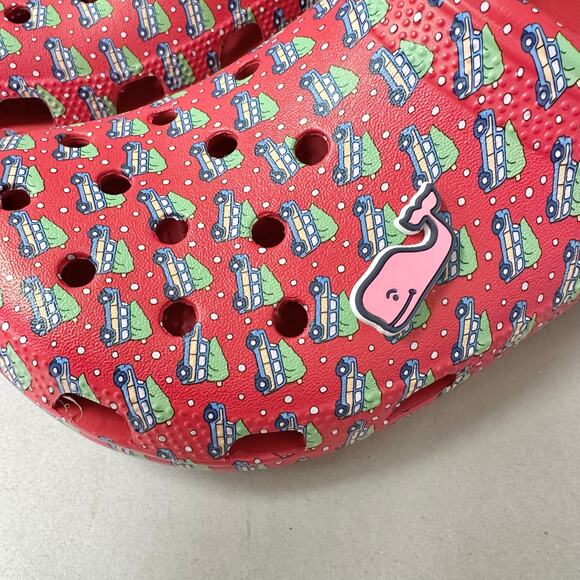 CROCS Classic Clog Vineyard Vines Holiday Red Whale Jibbitz Womens 11 Men 9 NWT - Picture 3 of 16